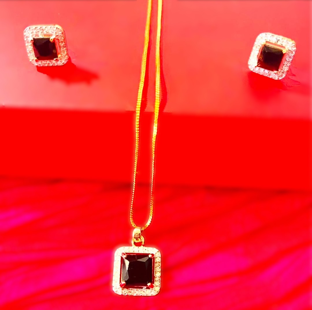 Rhombus Stone in black and Ferozi necklace with studs | Set for Girls