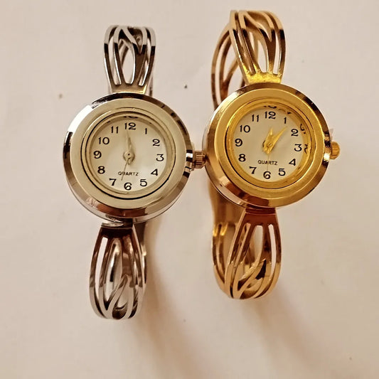 Fashionable Ladies Quartz Wristwatch with Bangle - in two colours
