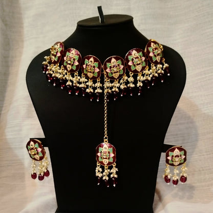 Gold Plated Kundan Studded & Beaded Necklace With Earings and Maang Tika | Chokkar set