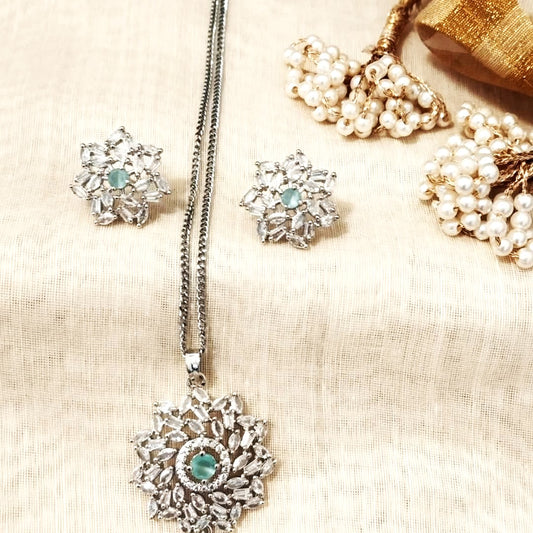 Ocean Flower Zarqon necklace with earrings | Beautiful Stone
